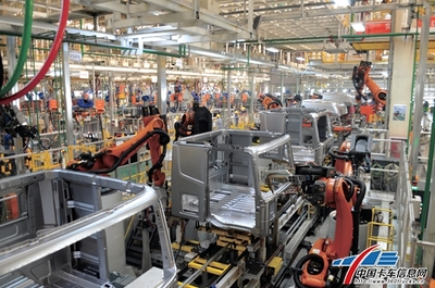 創(chuàng)新驅動 歐曼超級卡車成為物流高質量發(fā)展的助推器